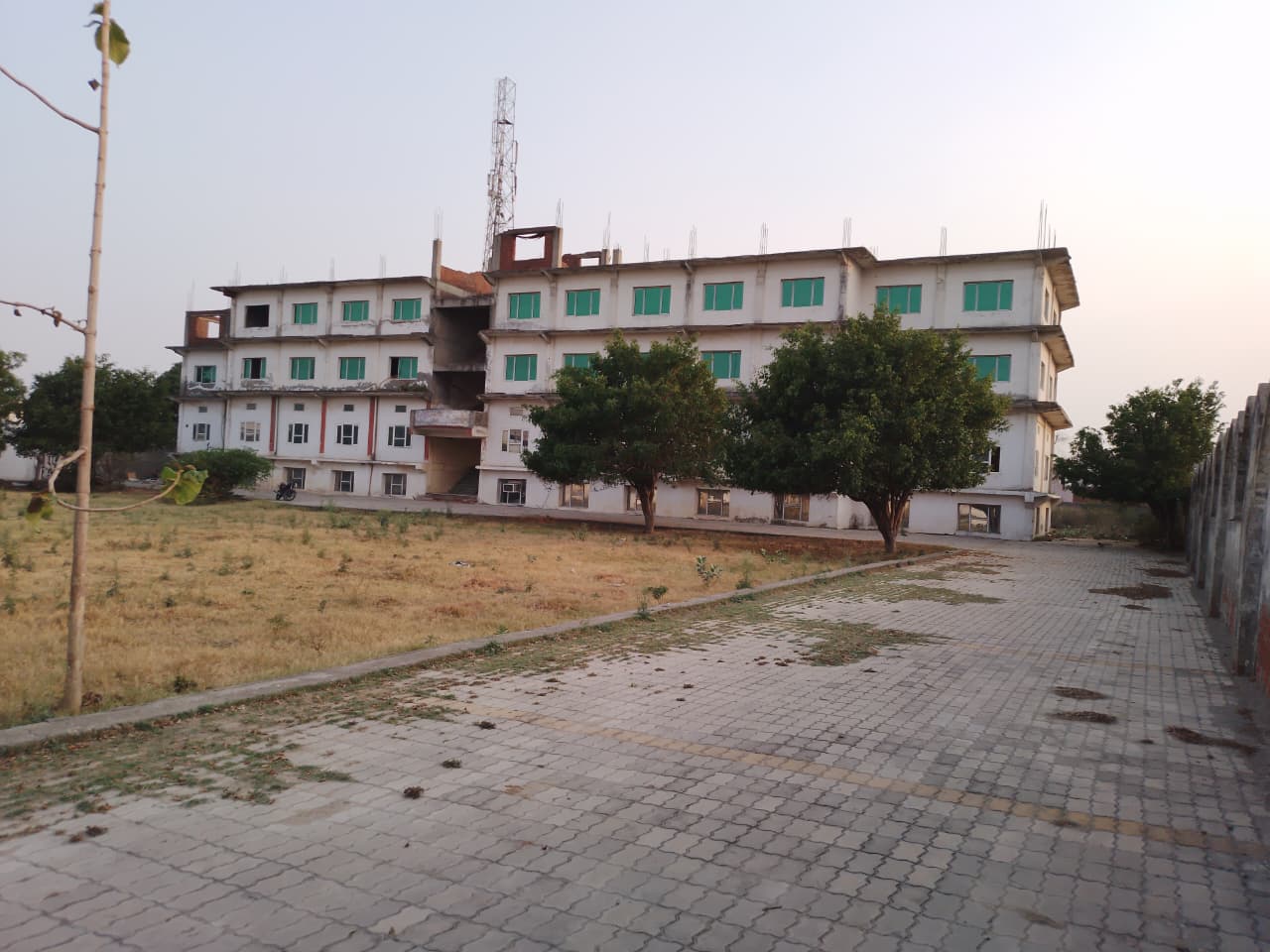 MKR Campus View